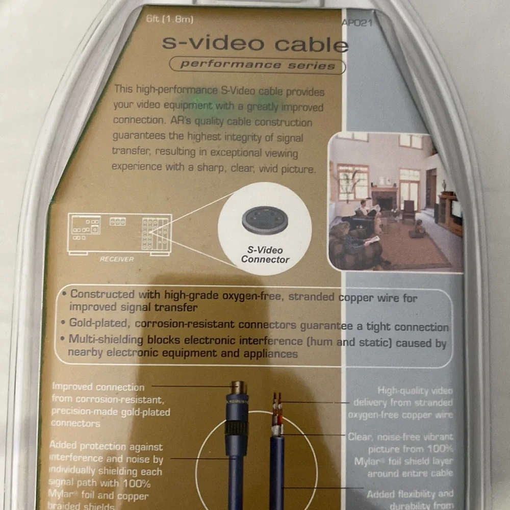 6 foot S- video cable for hook up of video equipment with an s- Video connection